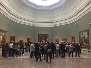 Inside the Prado Museum, admiring the most famous work of Velazquez.
